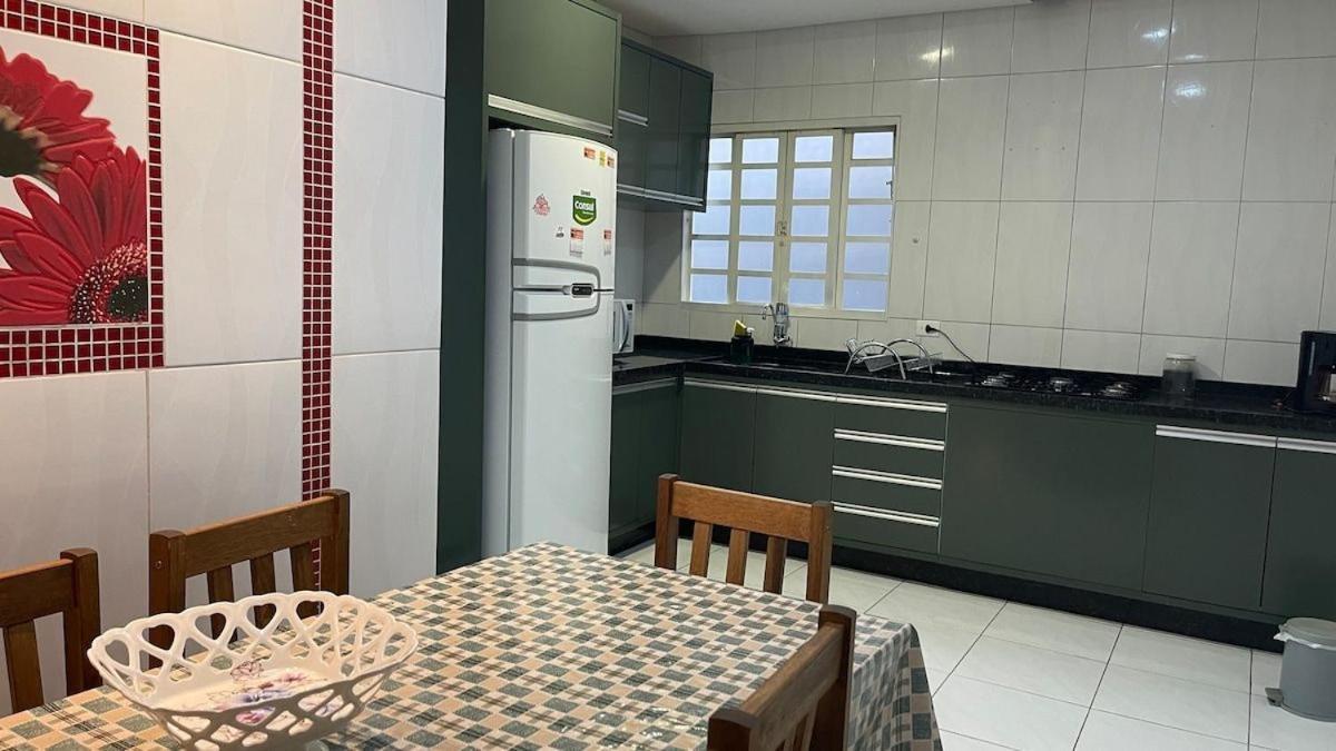 Апартаменти Apartamento Para Sua Familia Em Фос-ду-Іґуасу Екстер'єр фото
